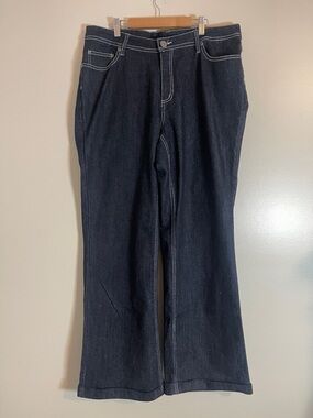 Ashley Stewart Jeans Womens 14 Black Wide Leg  Classic Chic Minimalist Denim